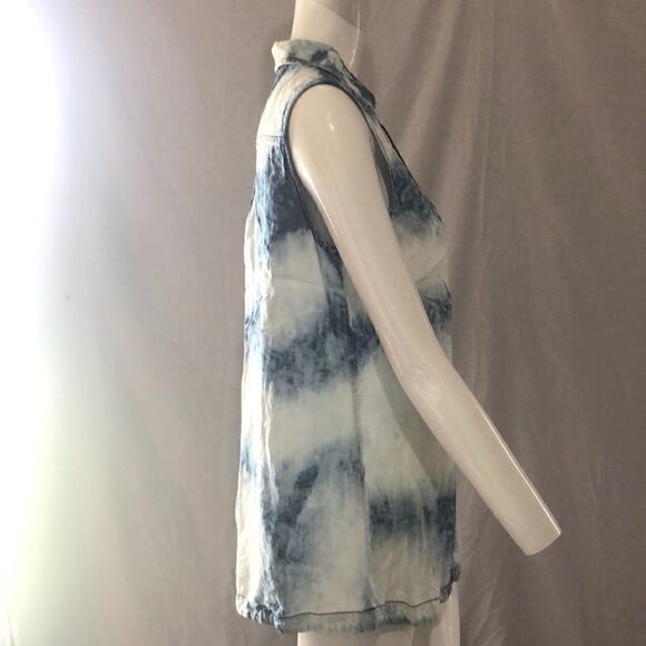 Est.1946 Top  - Picture 3 of 6